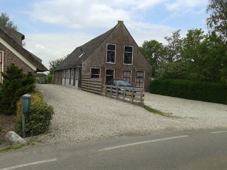 B060_01.jpg