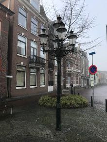 B070_01.jpg