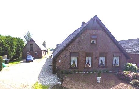 B135_01.jpg