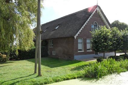 B141_02.jpg