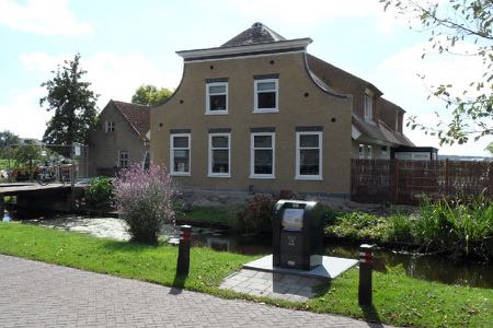 B149_01.jpg