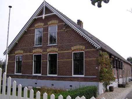 B205_01.jpg