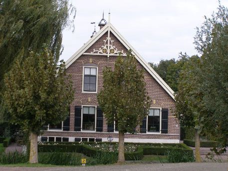 B321_01.jpg