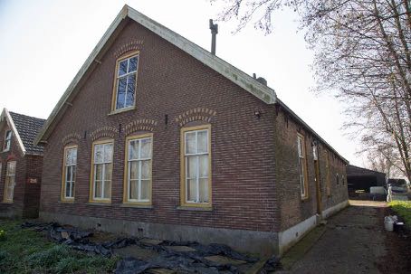 B367_01.jpg