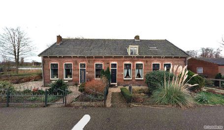 B374_01.jpg